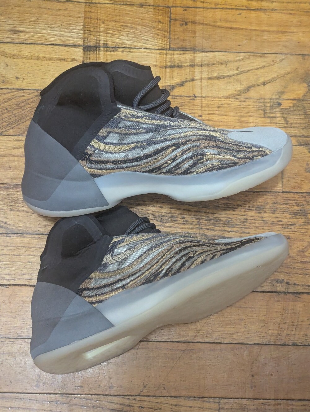 Adidas Mens Yeezy Quantum GX1331 Multicolor Basketball Sneaker Shoes Size 7